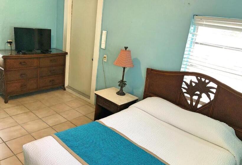 Люкс, The Pelican Key Largo Cottages