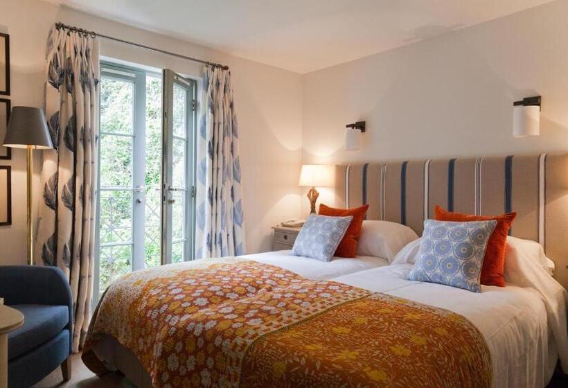 اتاق خانوادگی با چشمانداز دریا, Tresanton