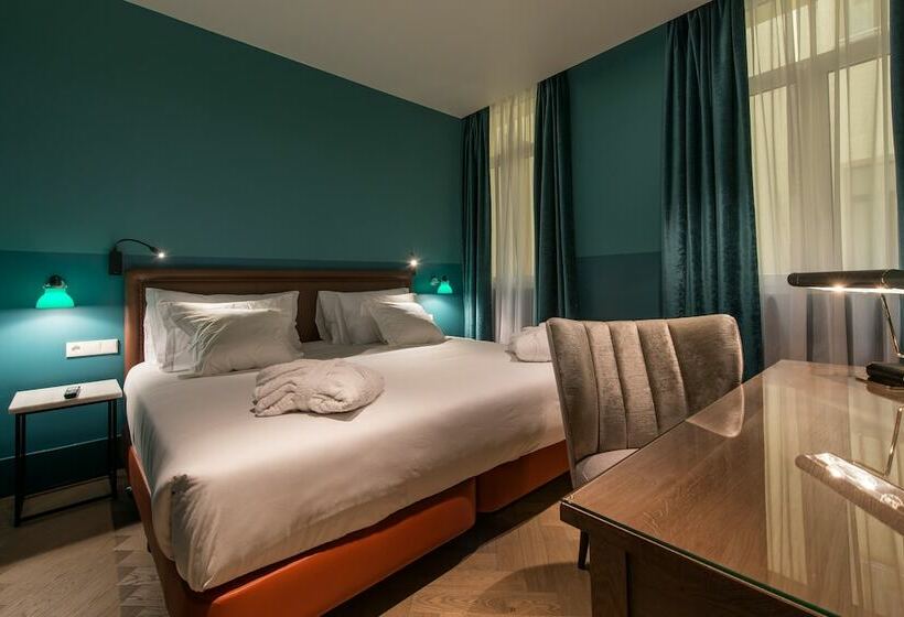 سوییت جونیور, Vincci The Mint