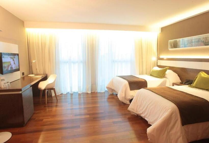 اتاق استاندارد, Yrigoyen 111