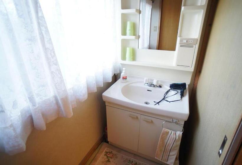 バス共有のスタンダードルーム, Yufunoyado Kifu