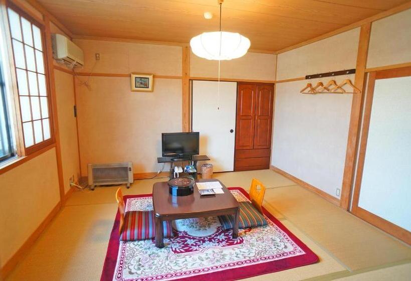 バス共有のスタンダードルーム, Yufunoyado Kifu