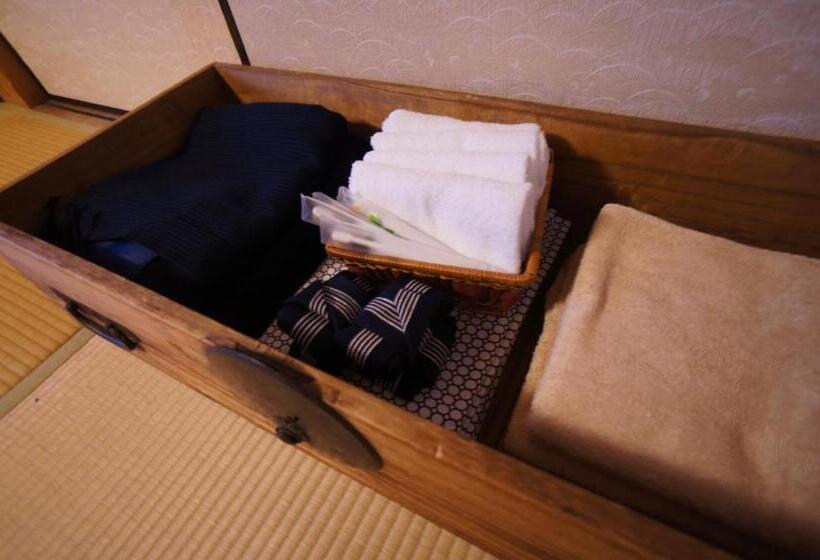 バスルーム共有のトリプルスタンダード, Yufunoyado Kifu