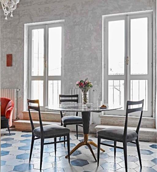 سوییت لوکس, G Rough, Rome, A Member Of Design Hotels