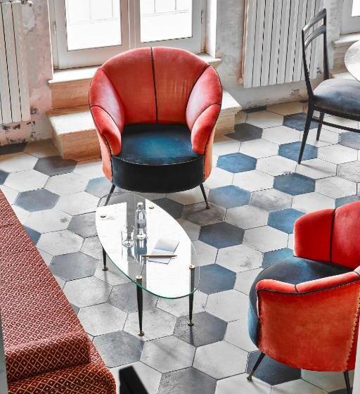 سوییت لوکس, G Rough, Rome, A Member Of Design Hotels