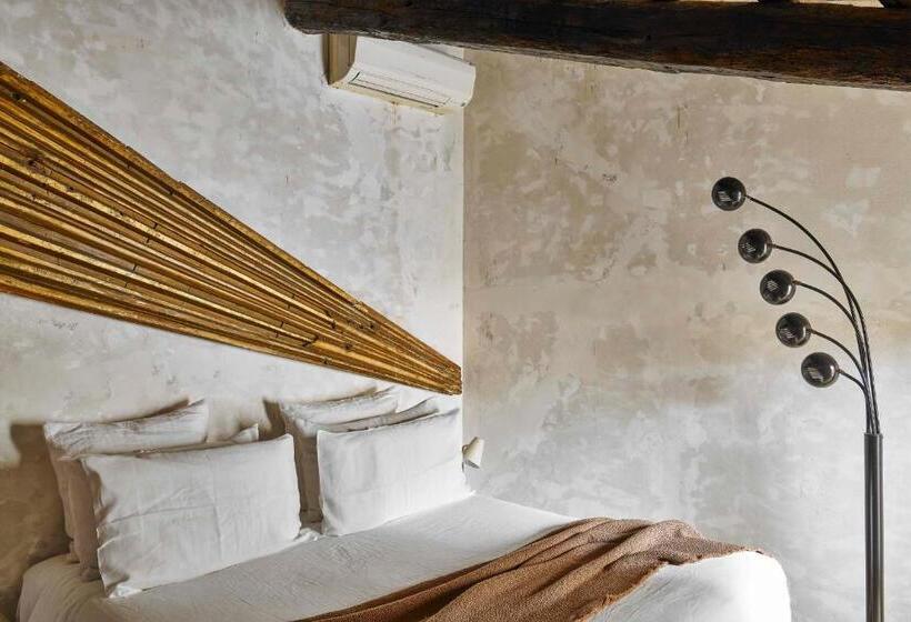 سوییت لوکس, G Rough, Rome, A Member Of Design Hotels