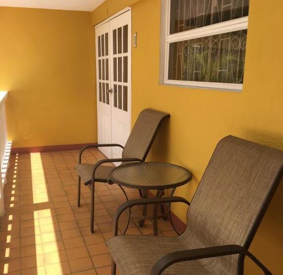 آپارتمان 1 خوابه با بالکن, Paradise Beach