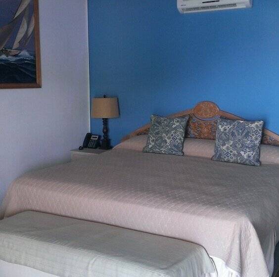 اتاق سوپریور با چشمانداز دریا, Paradise Beach