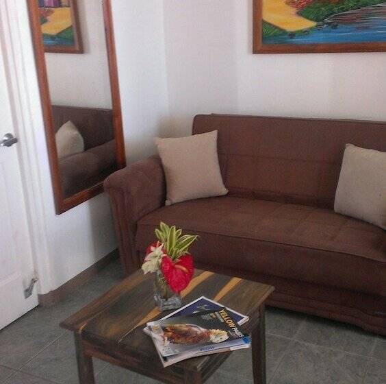 اتاق سوپریور با چشمانداز دریا, Paradise Beach