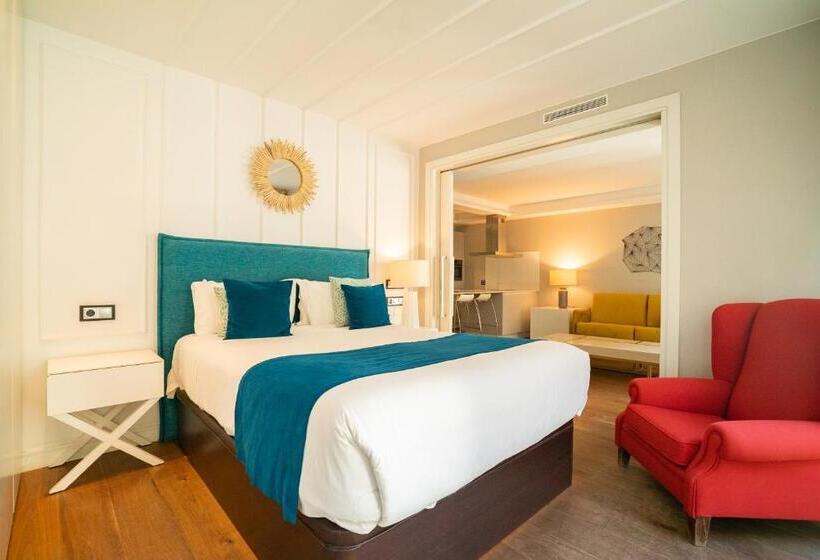 اتاق کلاسیک چهارنفره, Smartrental Collection Centric Ii