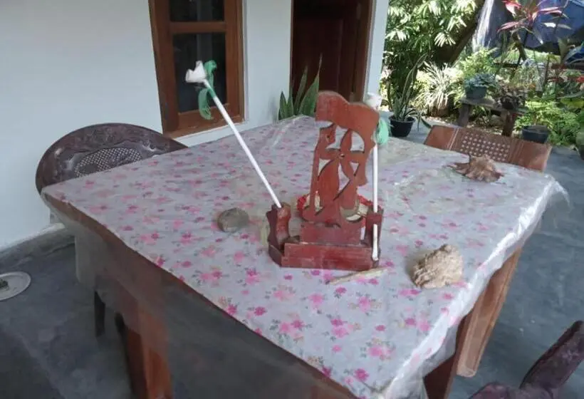 Standard-huone Puutarhanäkymä, Myro Cottage