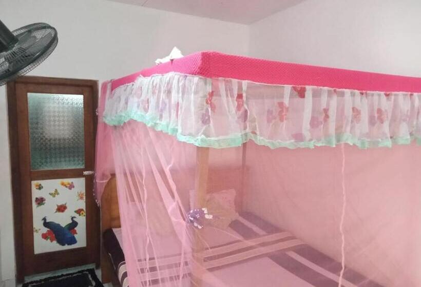 Номер Стандарт Вид на Сад, Myro Cottage