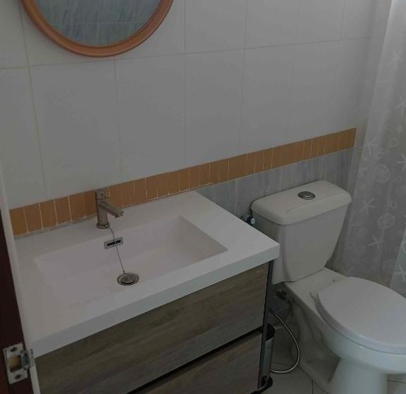 غرفة ديلوكس, Cafe Nana