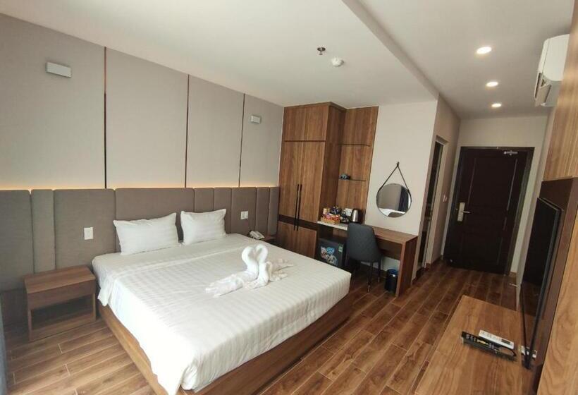 اتاق لوکس, Ho Tram Golden