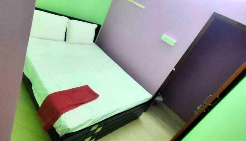 חדר אקונומי, Jk Lodge