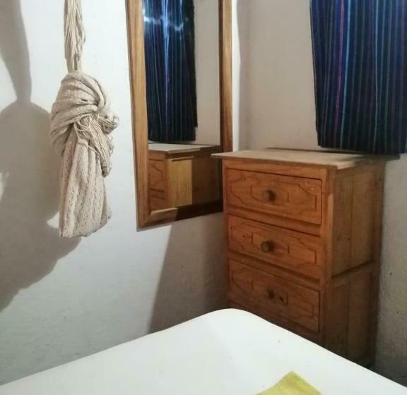 Standardzimmer Geteiltes Bad, Salmastro