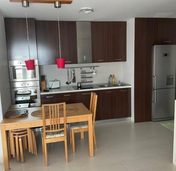 جناح عائلي, Vila Jolie