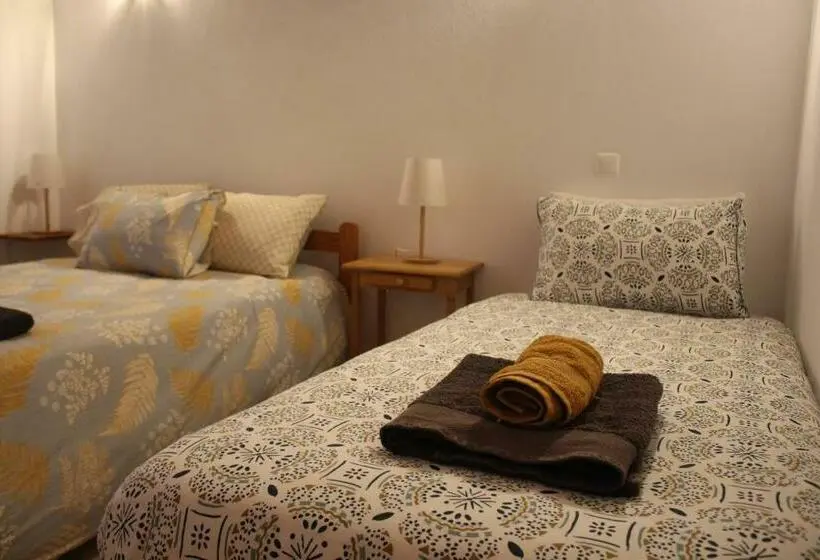 バスルーム共有のトリプルスタンダード, Casa Delbon Guest House