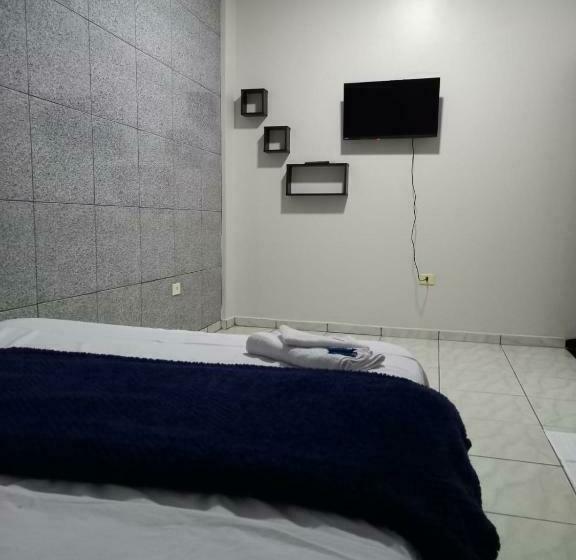 스탠다드 룸, Enlace