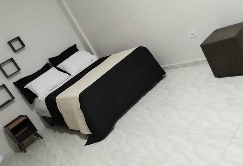 스탠다드 룸, Enlace