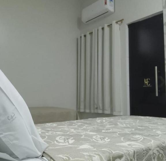 트리플 클래식 룸, Enlace