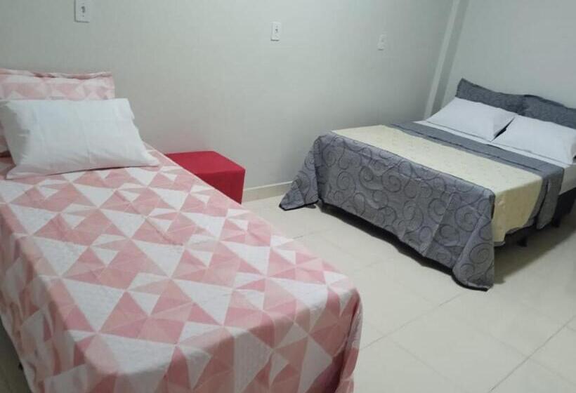 컴포트 트리플 룸, Enlace