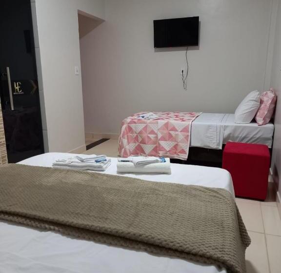 컴포트 트리플 룸, Enlace