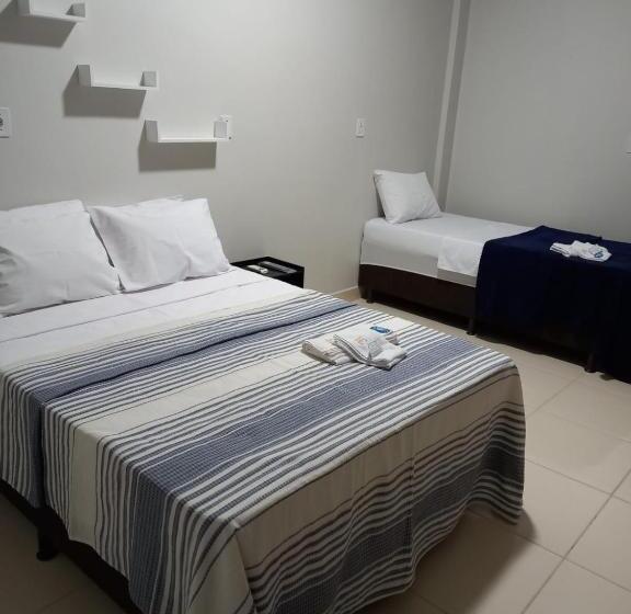 컴포트 트리플 룸, Enlace