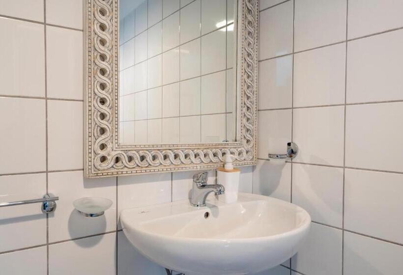 스탠다드 룸, Le Tre Sirene