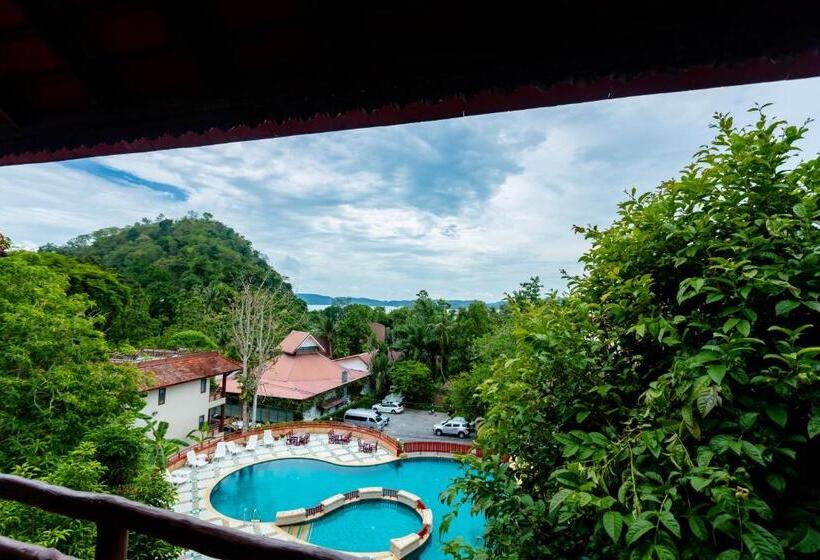 Номер Deluxe Вид на Море с Балконом, Ao Nang Bay Resort