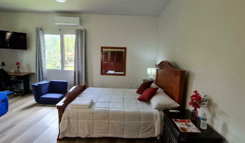 اتاق استاندارد سه نفره, Cocoview Valle De Angeles