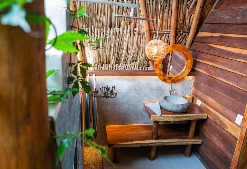 オーシャンビュースタンダードルームバルコニー付き, Gaelia