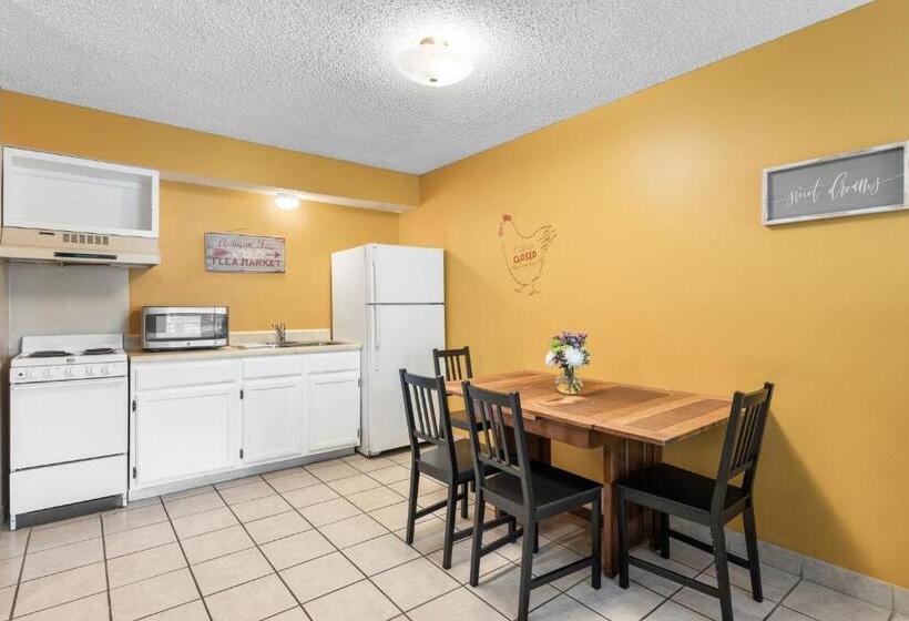 디럭스 스튜디오, Hacienda Del Rio