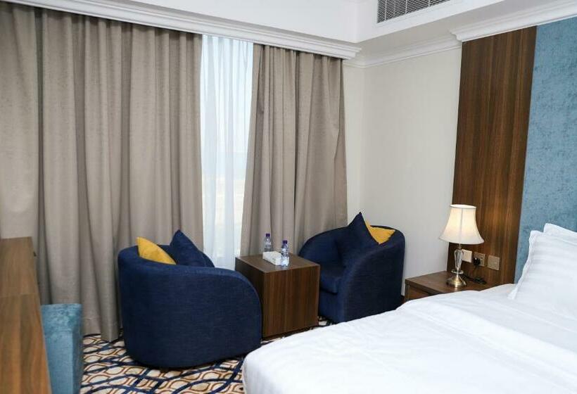 스탠다드 룸 킹사이즈 침대, Hola