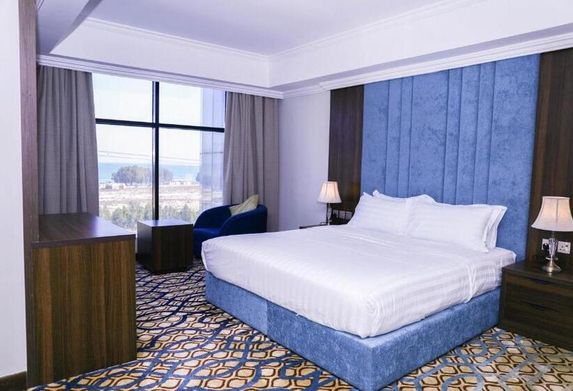 수피리어 스튜디오, Hola