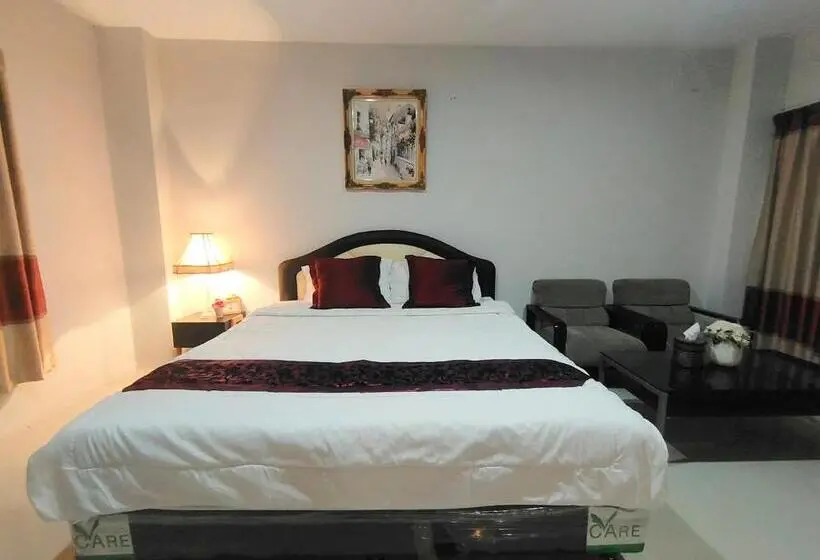 バルコニー付きスタンダードルーム, The Rich Room ห้องพักนครราชสีมา
