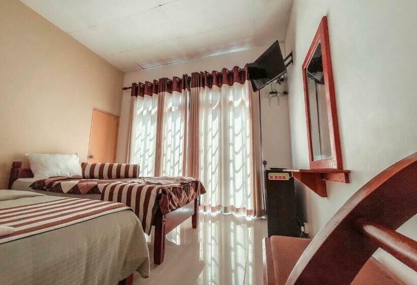 Quarto Triplo Estandar, Hillcrest Haputale