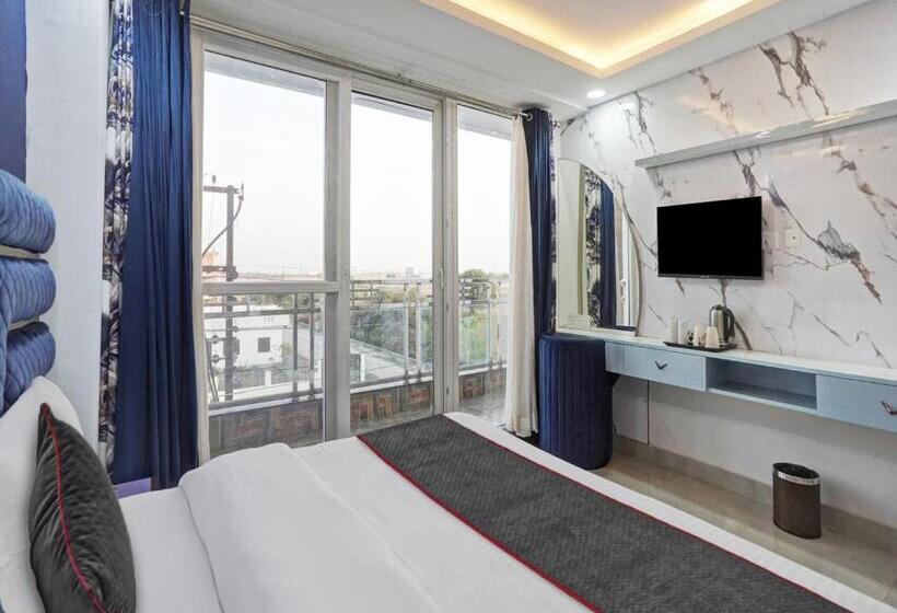 三人经典房间, Collection O 811307 Gold Inn