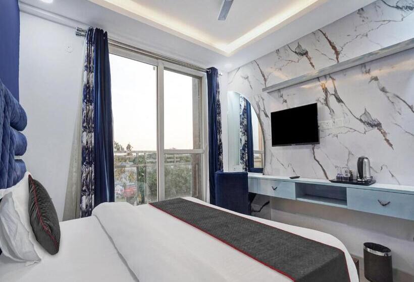 三人经典房间, Collection O 811307 Gold Inn