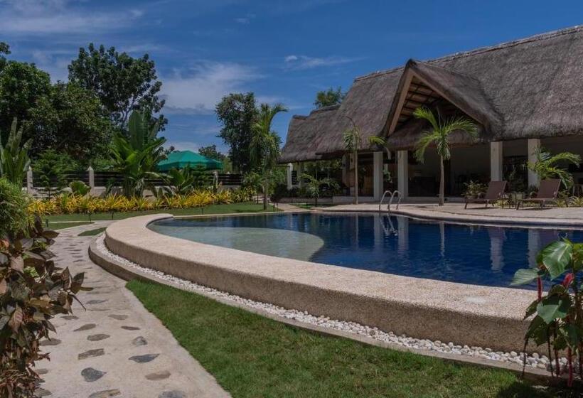 اتاق استاندارد سه تخته با چشم‌انداز استخر, The Mayana Resort