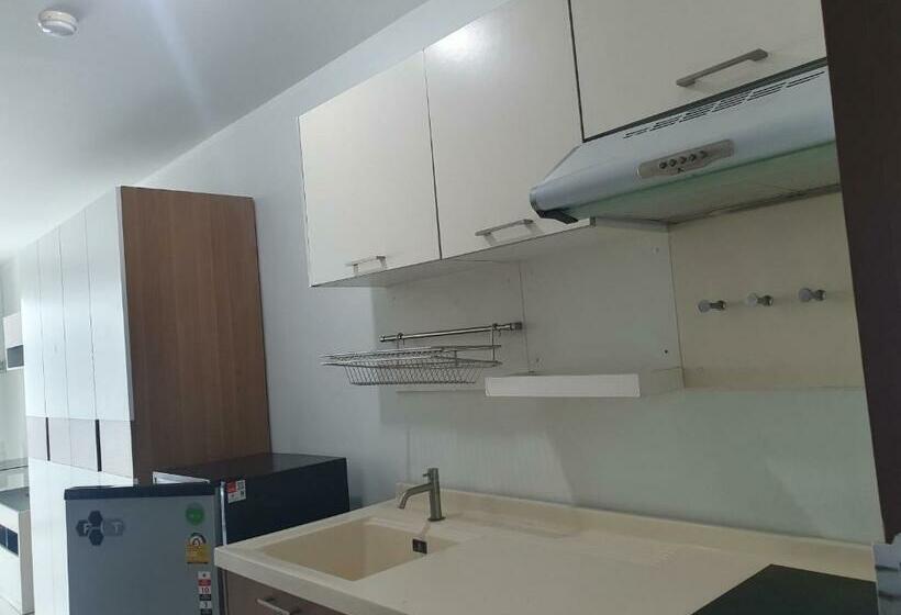 Quarto Estandar, Neo2 Condo Jomtrin Beach