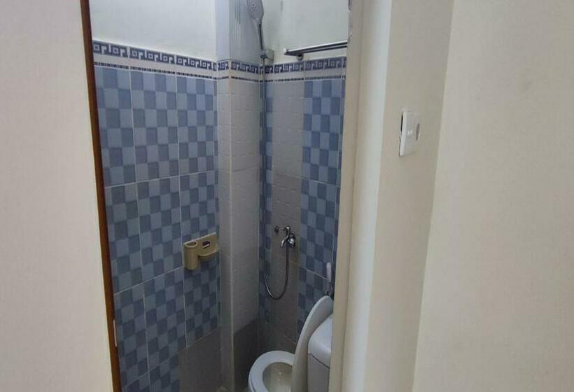 디럭스 룸, Oyo 92464 Efniati Homestay Syariah