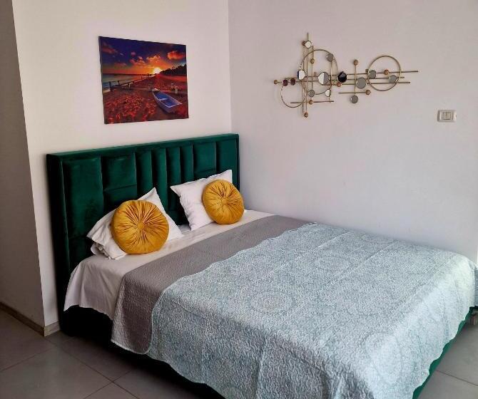 Habitació Quàdruple Deluxe, Mbi Smart Central