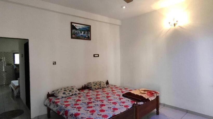 شقة غرفة واحدة, Oyo Home 81057 Mahakali Homestay