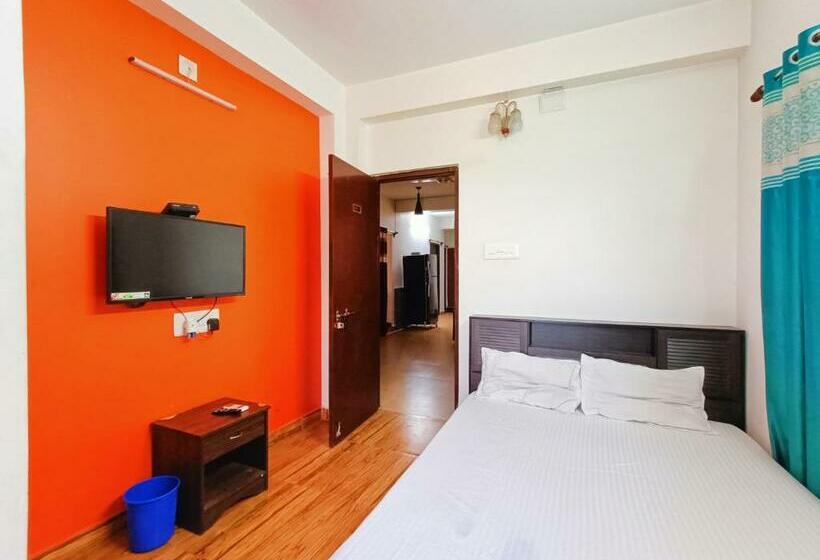 Deluxe Room, Rest Inn Sankara Nethralaya Near Candor Unitech