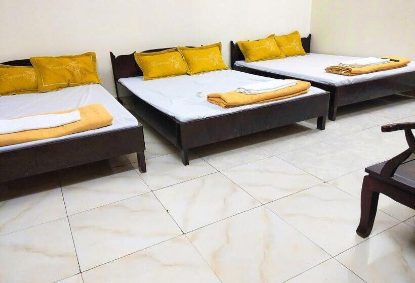 اتاق استاندارد با تخت بزرگ, Thành đạt 1