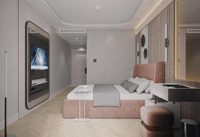 Номер Economy, Awen Lara