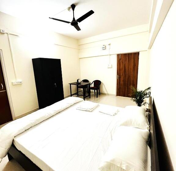 디럭스 룸, Queen S Residency