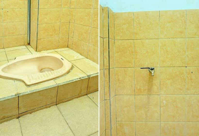 غرفة أساسية فردية, Spot On 92400 Dhaha Penginapan House Syariah