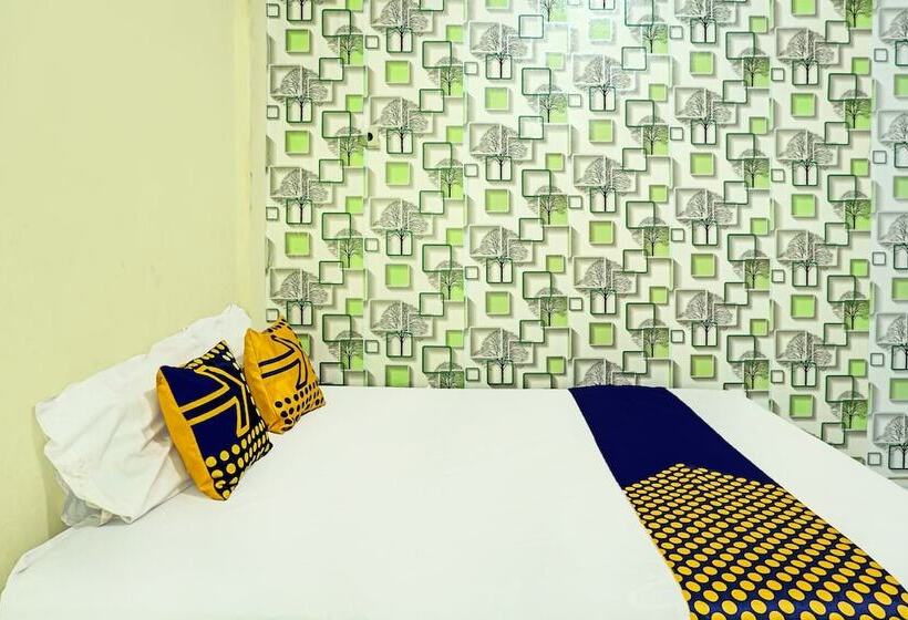 חדר אקונומי, Spot On 92400 Dhaha Penginapan House Syariah